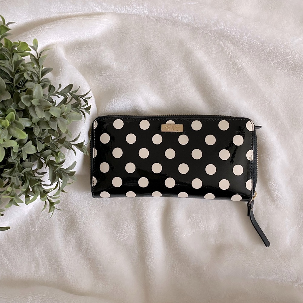Kate Spade ♠️ Polka Dot Zip-Around Wallet